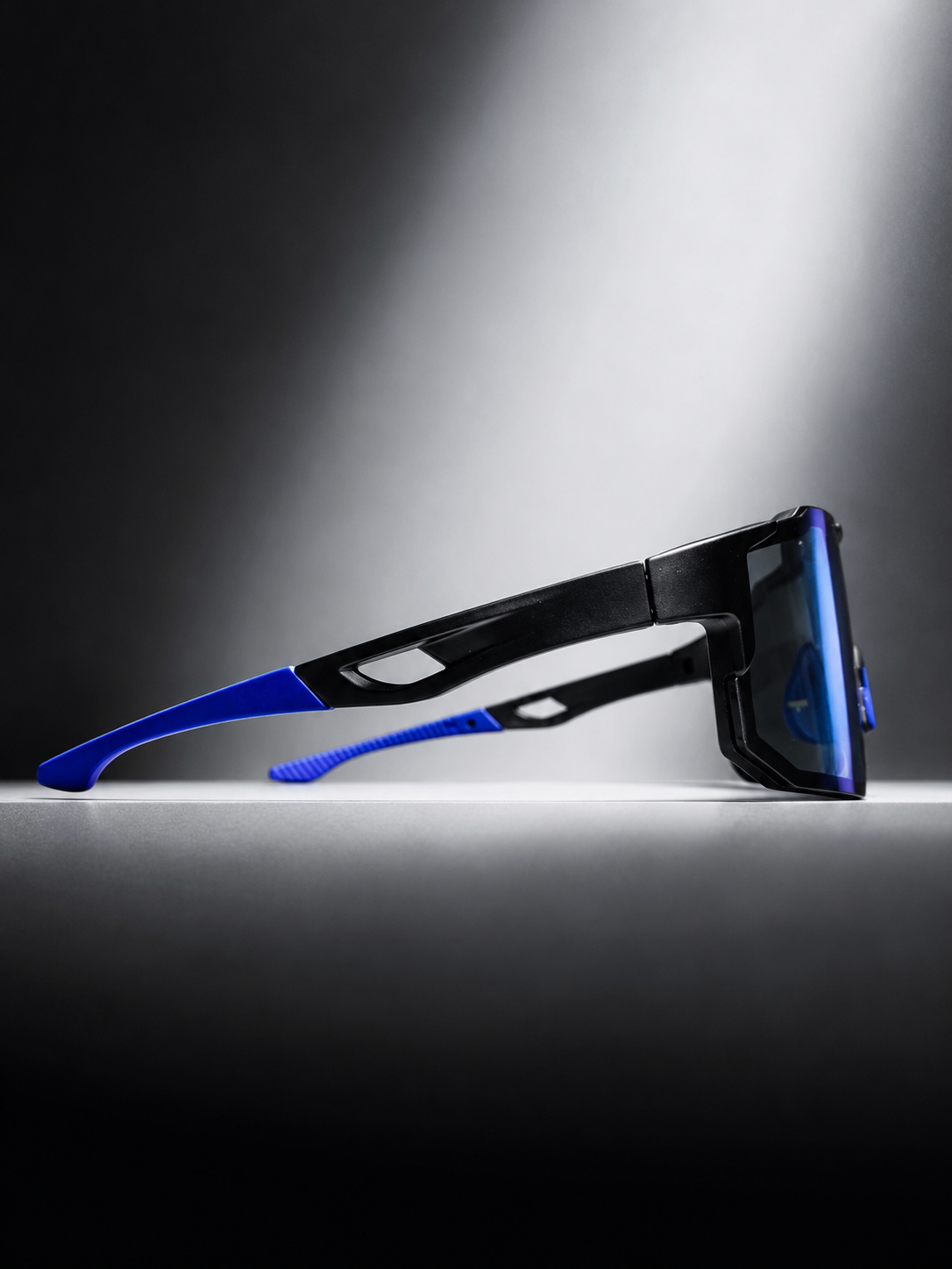ALL BASIC Electric Blue - vista lateral patillas azul detalle
